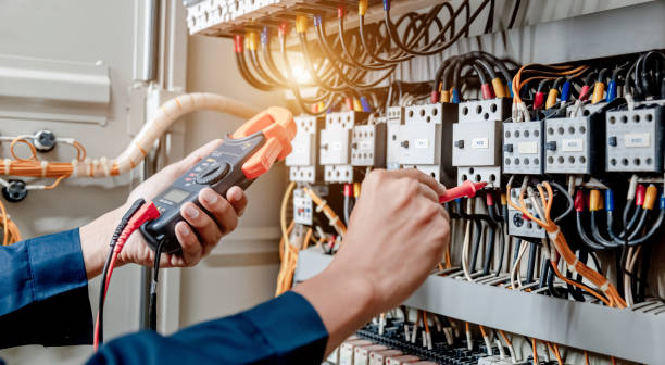 Best Commercial Electrician Services  in Fort Payne, AL
